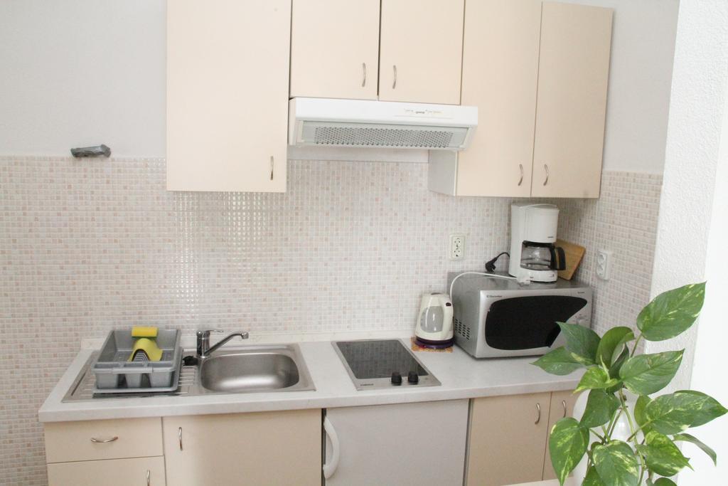 Milic Apartments Makarska Quarto foto